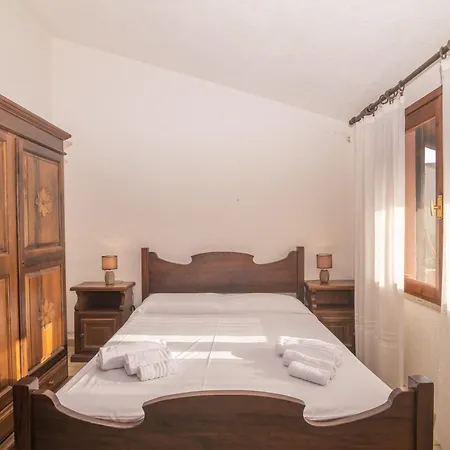 Trilocale Vista Mare E Giardino B Apartmán