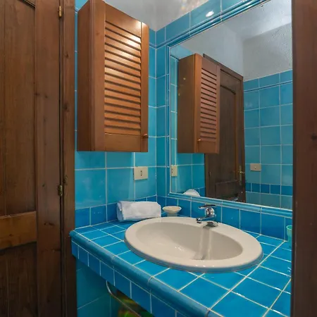 Trilocale Vista Mare E Giardino B Apartmán *